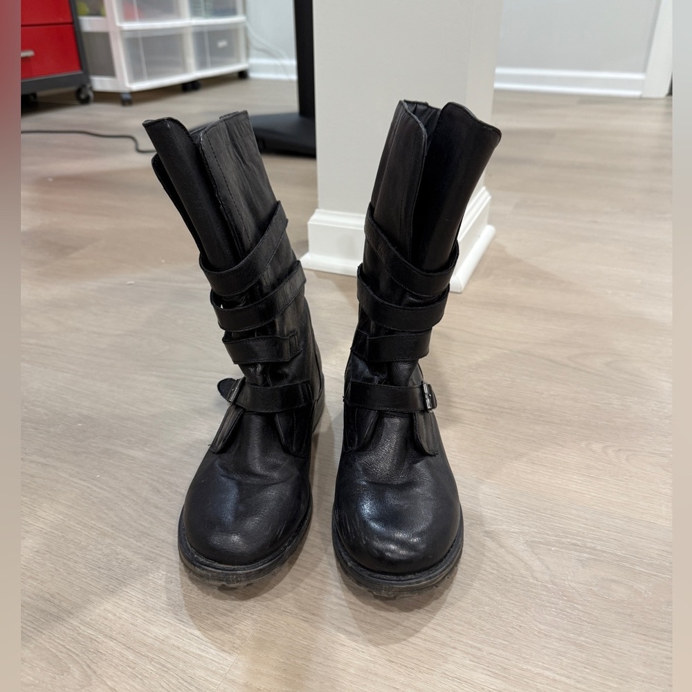 Black Leather Buckle Boots by Steve Madden. Great condition. Size 8.5